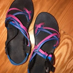 Women’s Pink and Blue Chacos💕